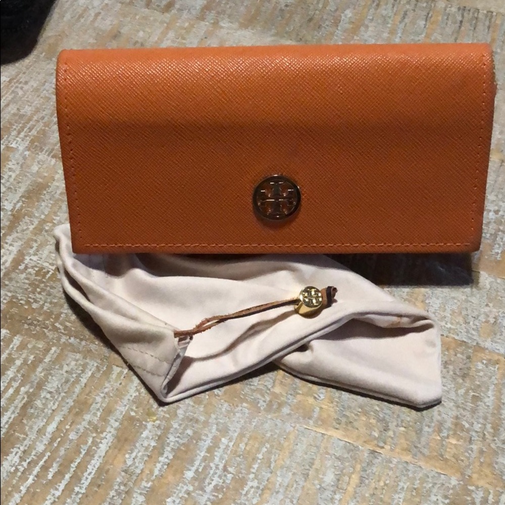 Tory Burch sun glass case and cloth only